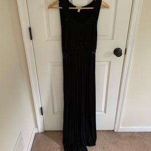 Black lace dress